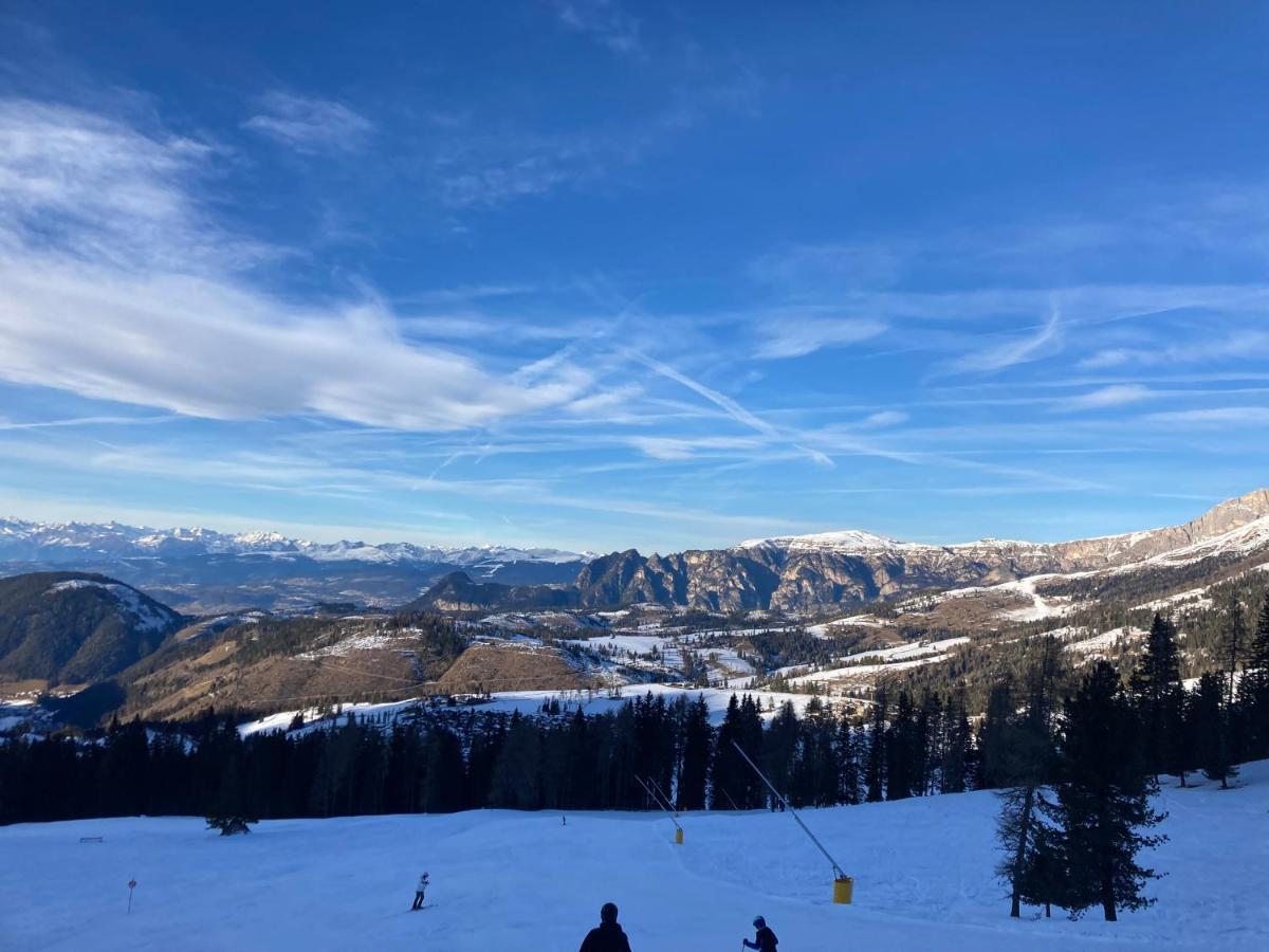 Renoviertes Apartment Mit Terrasse An Der Piste Mit Kostenlosen Wifi Carezza al Lago Bagian luar foto